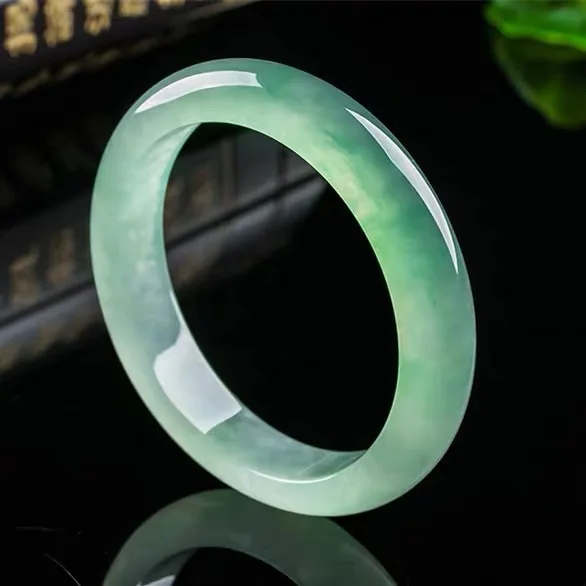 Natural Myanmar jadeite bracel - Coordinates Bracelet recension och pris