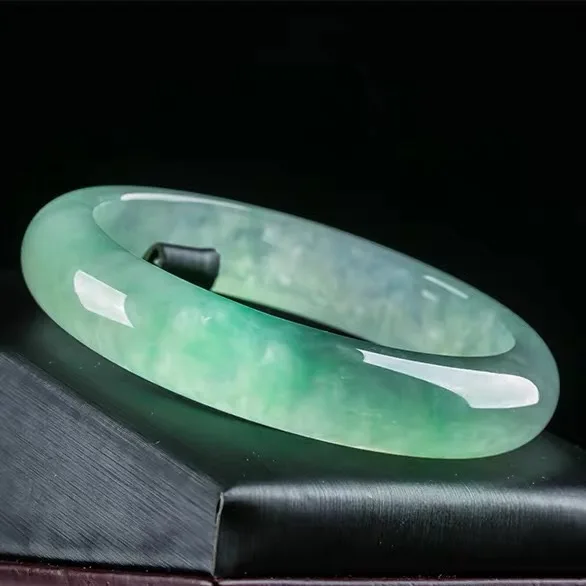 Natural Myanmar jadeite bracel - Coordinates Bracelet recension och pris