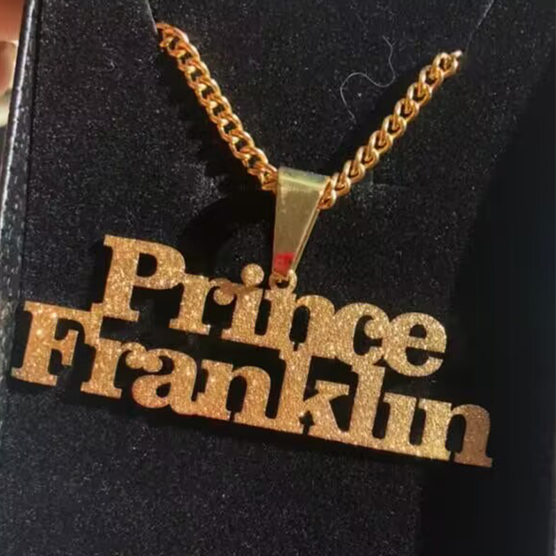 Custom Frosted Name Necklace f - Name Necklace Custom recension och pris